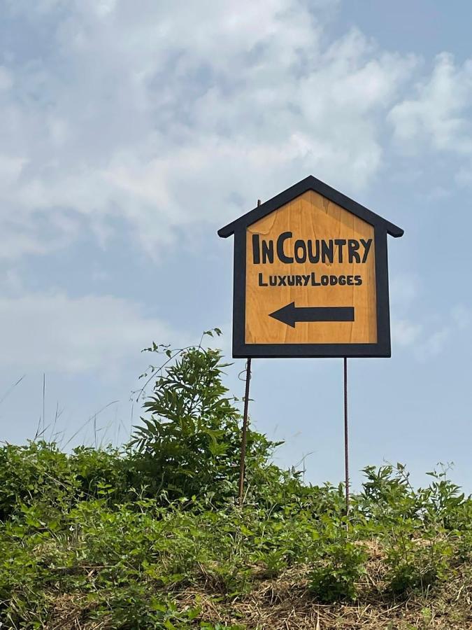 In Country Luxury Lodges Camerino Exteriér fotografie